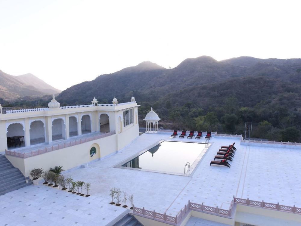 The Castle Mewar Otel Rāma Dış mekan fotoğraf